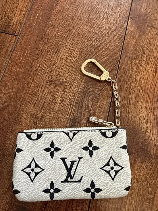 Copy Mini Wallet - Picture 1 of 5